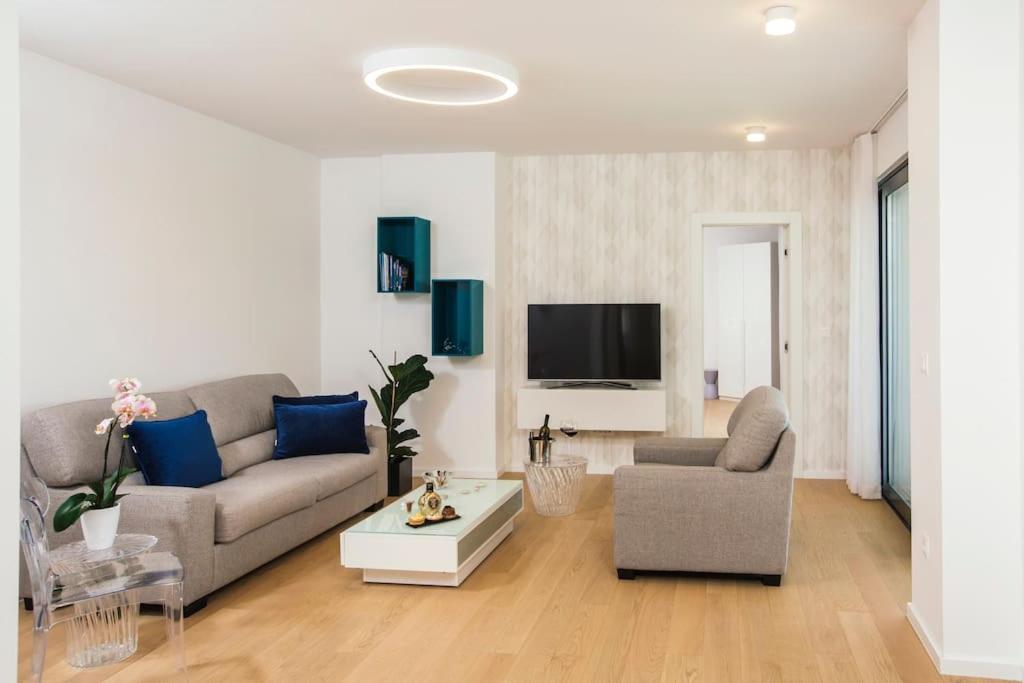 Apartments Villa Ladini Split Exterior photo